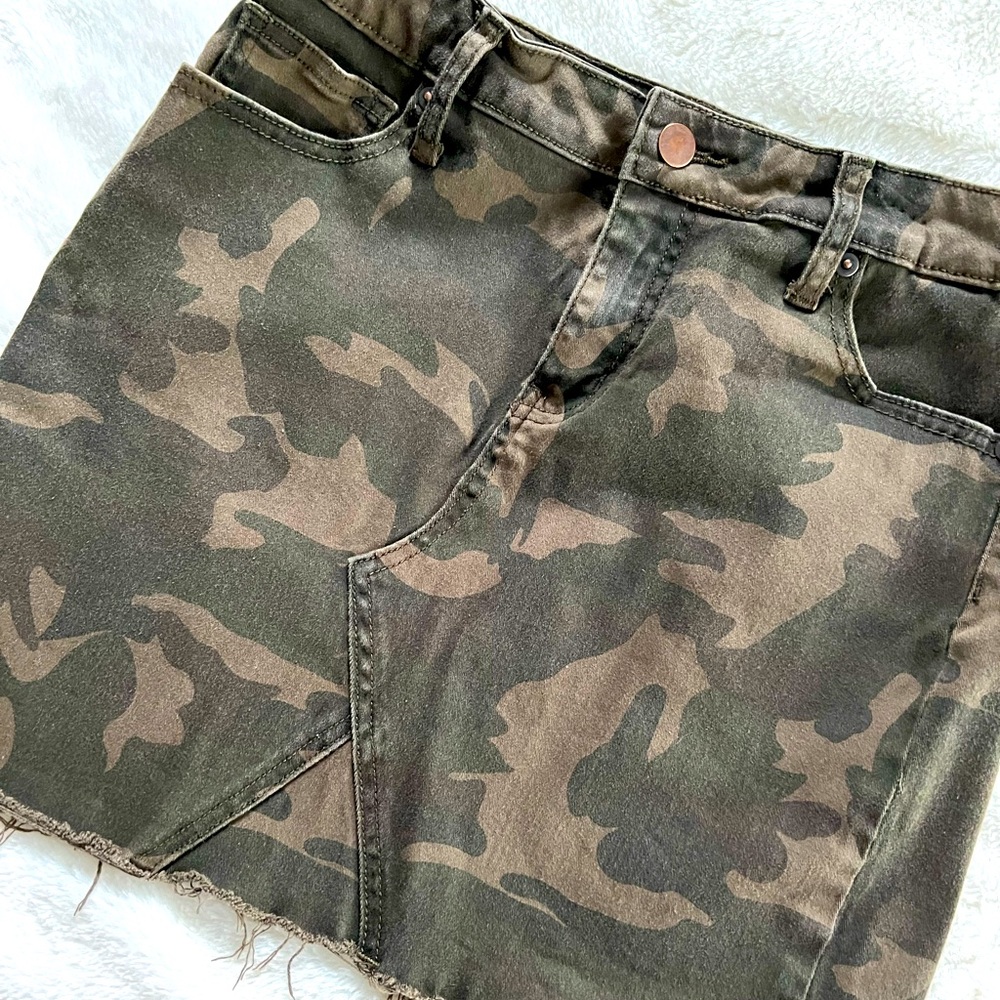 Altar’d State Camo Mini